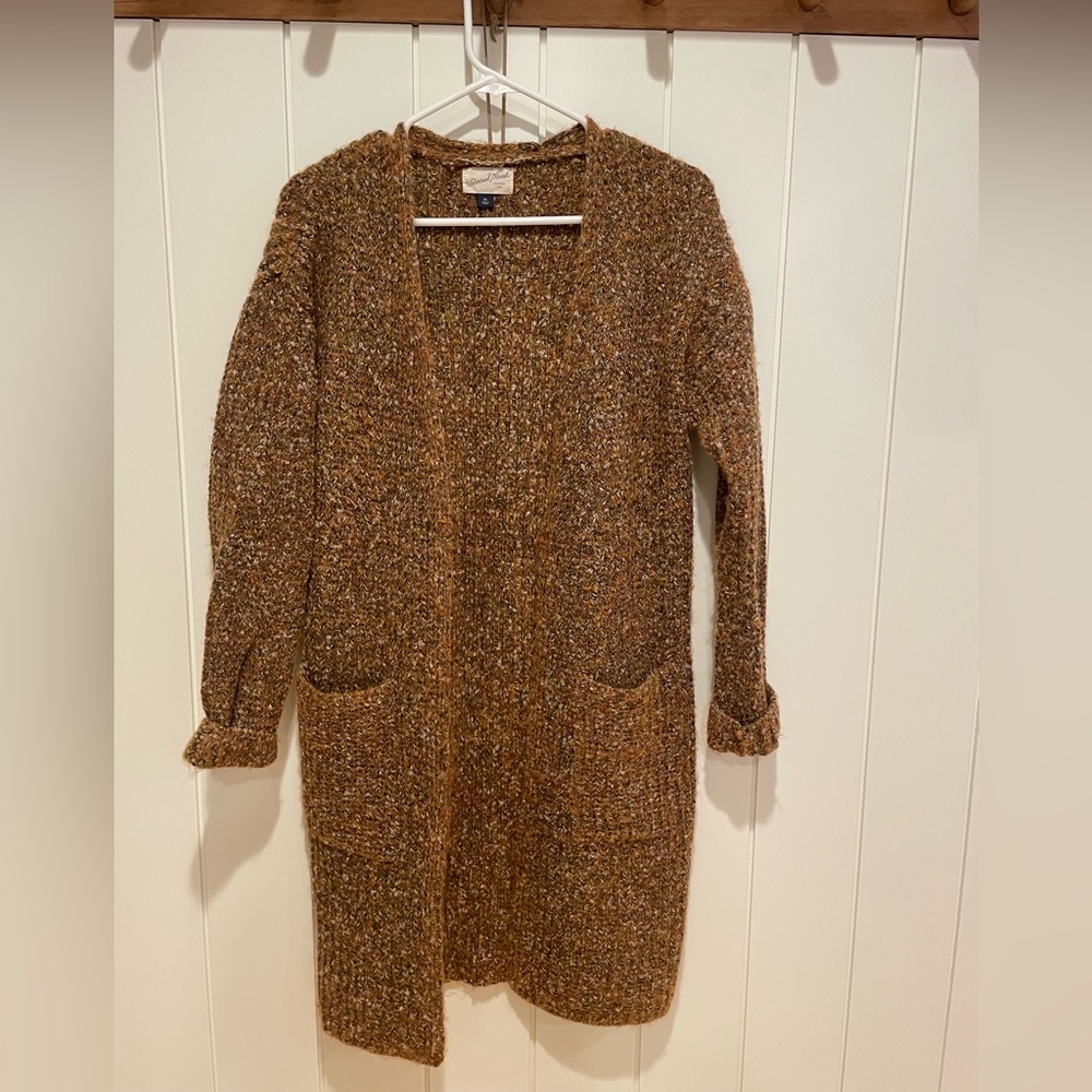 Cardigan sweater